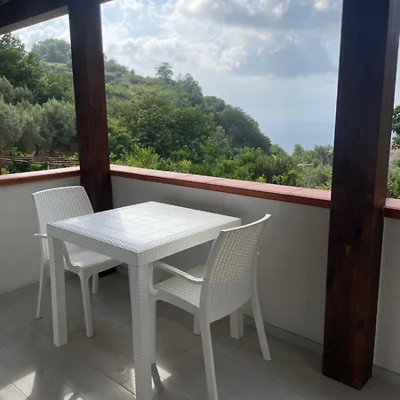 Affittacamere Bellavista Fiumefreddo Bruzio